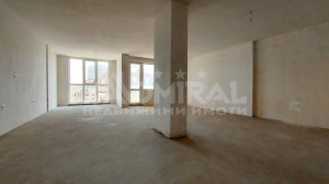 Четиристаен апартамент в близост до Морската градина!