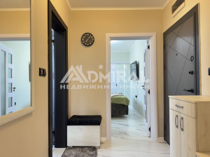 Морска панорама без компромис – луксозен тристаен в Мисаря