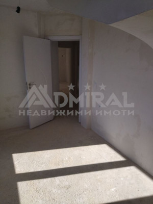 ADMIRAL недвижими имоти  продава мезонет с три спални на много добра локация в  гр. Бургас,  ж.к. Изгрев.