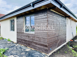 Едноетажна сглобяема къща пред Акт 16 с парцел 405 кв.м — ексклузивно предложение от ADMIRAL Имоти