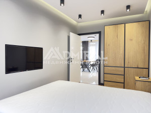 Луксозен тристаен апартамент с ново обзавеждане и отлична локация в Несебър – на минути от плажа