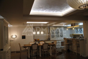 Продажба Къща гр. Бургас - Сарафово 450m²