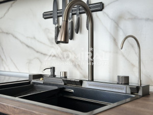 Морска панорама без компромис – луксозен тристаен в Мисаря