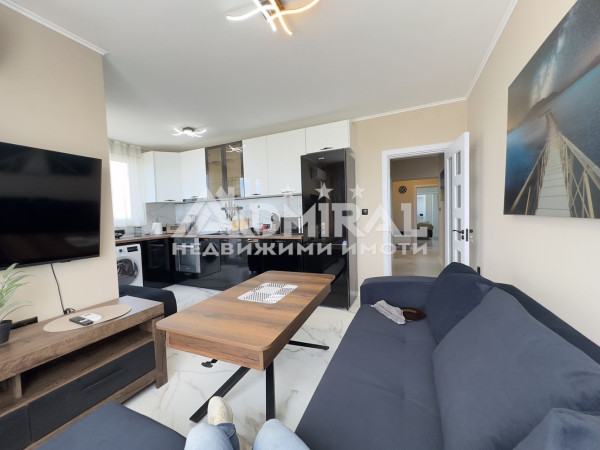 Морска панорама без компромис – луксозен тристаен в Мисаря