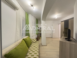 Тристаен  апартамент под наем с гараж и паркомясто на ул. 