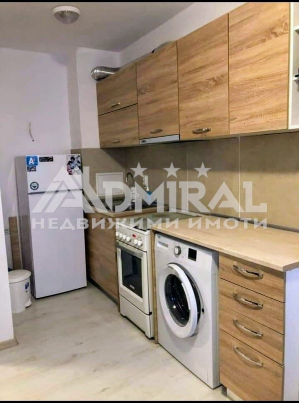 Продава Двустаен апартамент ж.к.