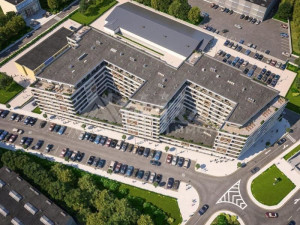 Четиристаен апартамент в к-с 