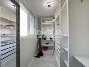 Морска панорама без компромис – луксозен тристаен в Мисаря