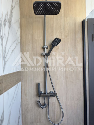 Морска панорама без компромис – луксозен тристаен в Мисаря