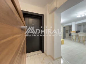 Тристаен  апартамент под наем с гараж и паркомясто на ул. 