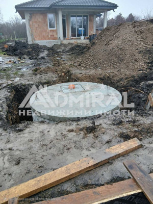 Нова едноетажна къща в с.Тръстиково