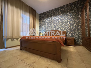 Тристаен апартамент на партер в гр. Свети Влас