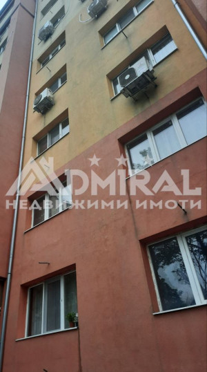 Двустаен апартамент в САНИРАН БЛОК в Меден Рудник зона А!