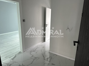 Двустаен апартамент след основен ремонт с южно изложение в кв. Обеля 2