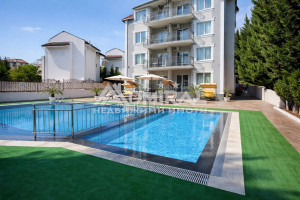 Тристаен апартамент на партер в гр. Свети Влас