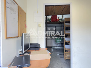 Ъглов търговски обект под наем в к-с Възраждане – топ локация с голям поток