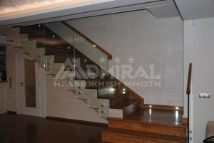 Продажба Къща гр. Бургас - Сарафово 450m²