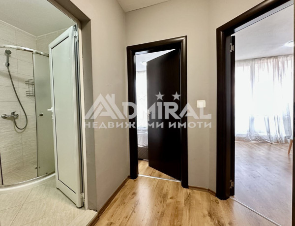 Луксозно обзаведено студио в старата част на гр.Поморие