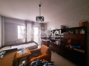 Двустаен апартамент в САНИРАН БЛОК С ТЕЦ ДО ПАРКА в к-с Славейков!