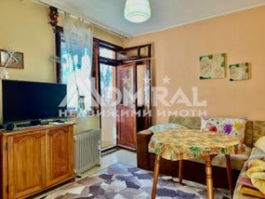 Продава се двустаен апартамент с гараж в кв. Възраждане, Бургас – 125 000 €