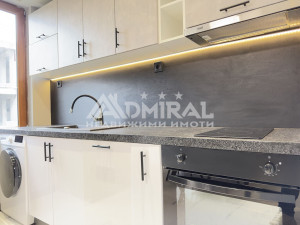 Луксозен тристаен апартамент с ново обзавеждане и отлична локация в Несебър – на минути от плажа