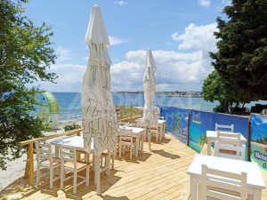 2-стаен апартамент 1-ва линия море в гр. Несебър