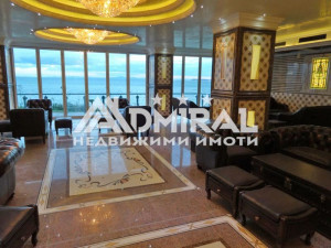 Продава двустаен на първа линия море в гр.Свети Влас