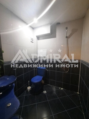 Двустаен апартамент в ж.к Лазур, саниран ЕПК!