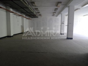 Дава под наем Склад гр. Бургас - Братя Миладинови 174m²