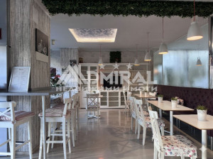 Работещ търговски обект в Славейков | Партер | Големи витрини | 10 м лице