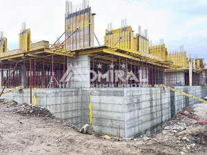 Просторен апартамент с голям балкон и югозападно изложение – м. Мисаря, Созопол