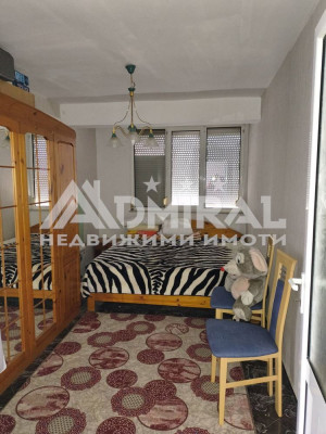 Двустаен апартамент с реална квадратура на 250 м от плажа в гр. Несебър – тиха локация и изток-запад изложение