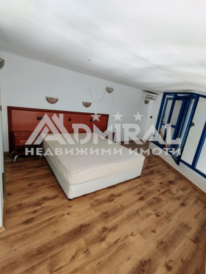 Продава двустаен апартамент-тип мезонет в гр.Несебър