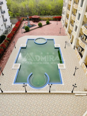 Луксозен  2-стаен с гедка МОРЕ гр. Поморие -  77m²