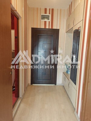 Обзаведен двустаен до Борисовата градинка | Асансьор | Маза 13 кв.м