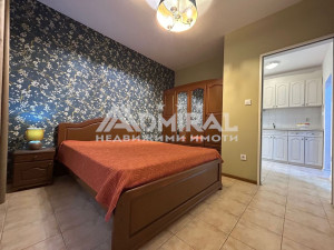 Тристаен апартамент на партер в гр. Свети Влас