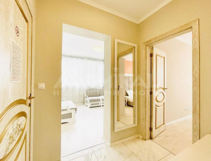 Луксозен  2-стаен с гедка МОРЕ гр. Поморие -  77m²