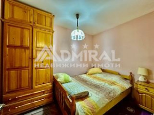 Продава се двустаен апартамент с гараж в кв. Възраждане, Бургас – 125 000 €