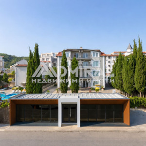 Тристаен апартамент на партер в гр. Свети Влас