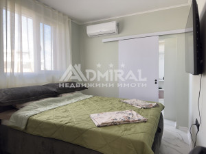 Морска панорама без компромис – луксозен тристаен в Мисаря