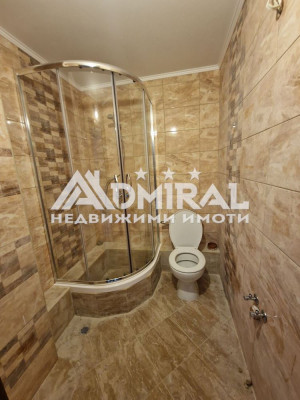 ADMIRAL продава голям, светъл тристаен апартамент до Централния плаж, гр. Поморие