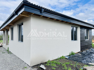 Едноетажна сглобяема къща пред Акт 16 с парцел 405 кв.м — ексклузивно предложение от ADMIRAL Имоти