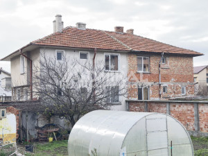 Къща 210 кв.м, 2 етажа + обитаем сутерен, 571 кв.м - УПИ Ахелой