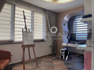 АDMIRAL продава самостоятелни 2- етажа от къща, гр. Ахелой