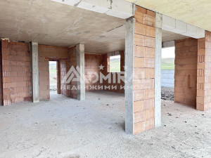 Нова двуетажна къща с Акт 14 в самостоятелно УПИ – Банево