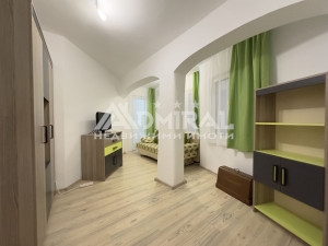 Тристаен  апартамент под наем с гараж и паркомясто на ул. 