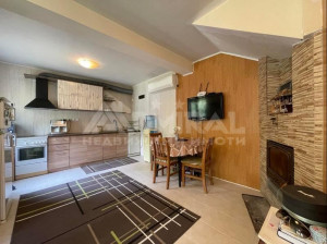 Еднофамилна двуетажна къща в с. Атия 130 m²